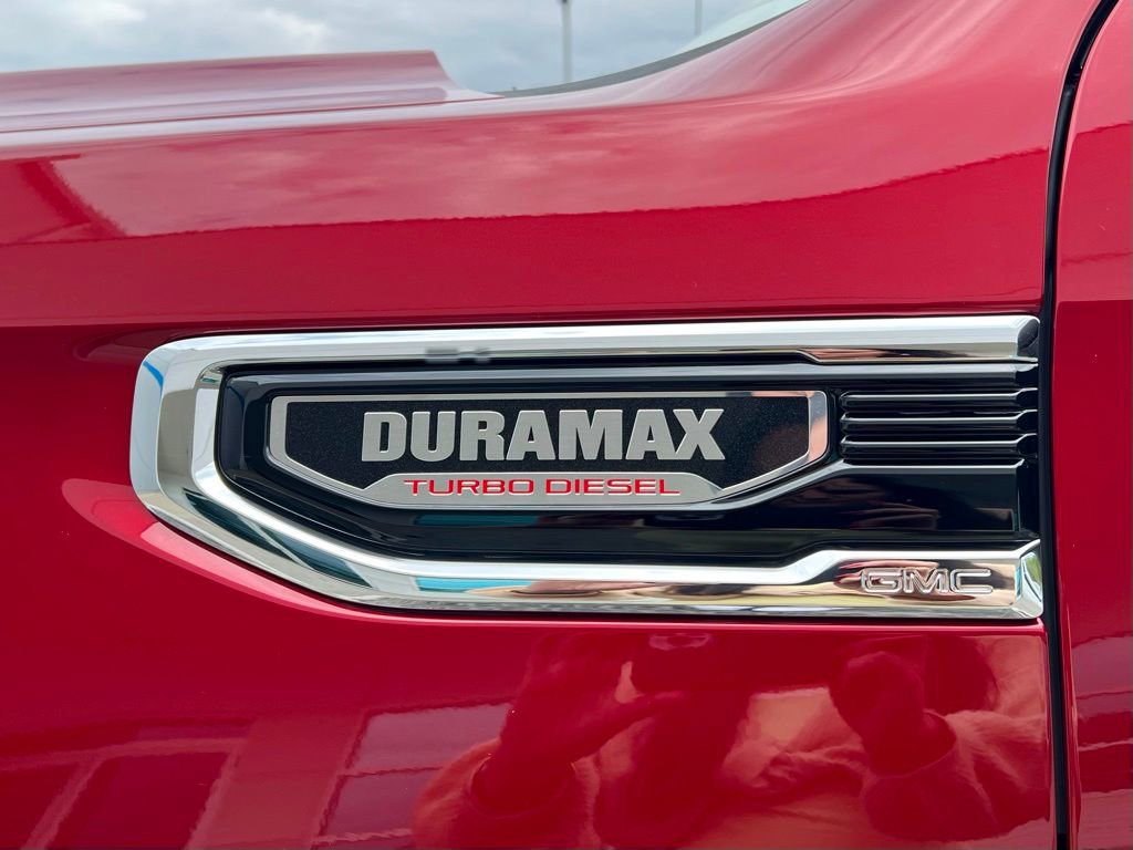 New 2026 GMC Sierra 1500 SLT w/ SLT Convenience Package image 8