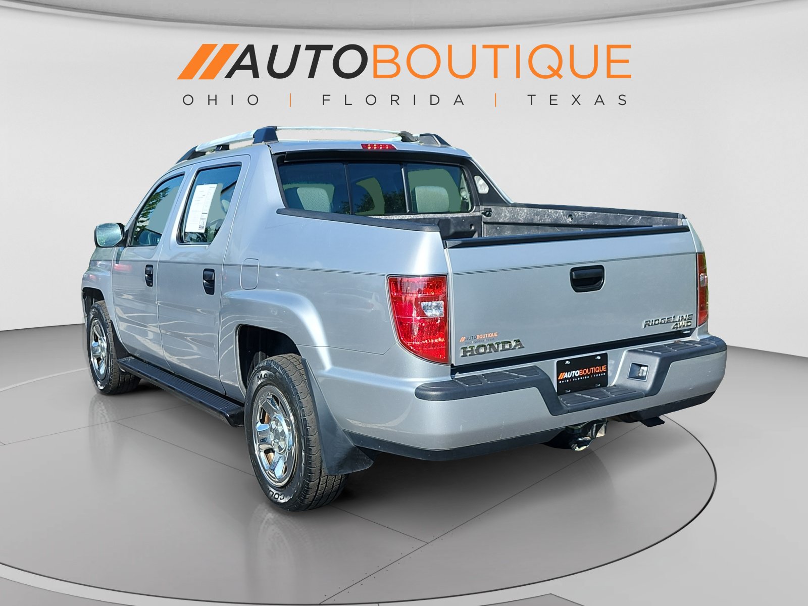 Used 2011 Honda Ridgeline RT image 3