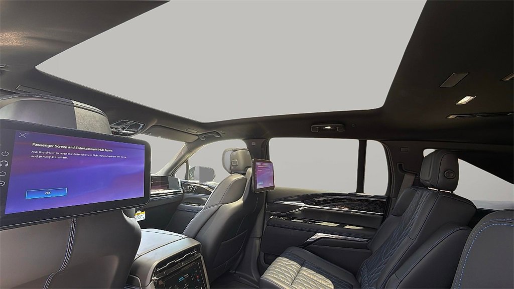 New 2025 Cadillac Escalade IQ Sport 1 w/ Smart Trailering package image 12