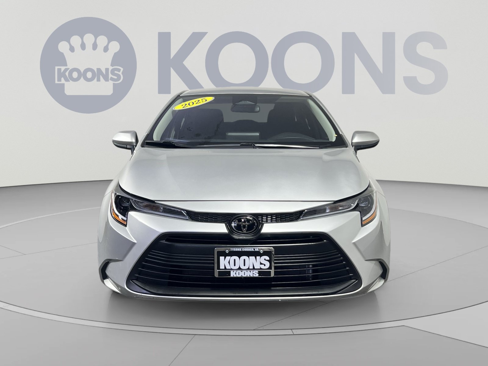Used 2025 Toyota Corolla LE FWD image 11