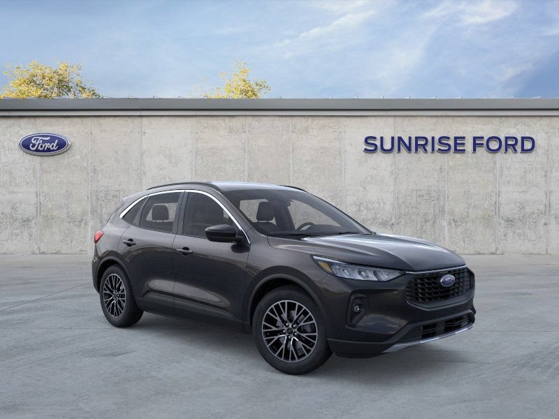 New 2025 Ford Escape SE w/ Class II Trailer Tow Package FWD image 7