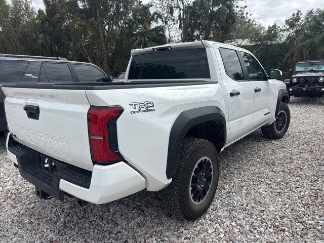 Certified 2025 Toyota Tacoma TRD Off-Road image 8