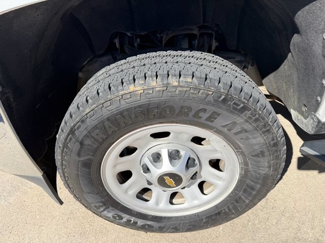 Used 2017 Chevrolet Silverado 3500 W/T AWD/4WD image 15