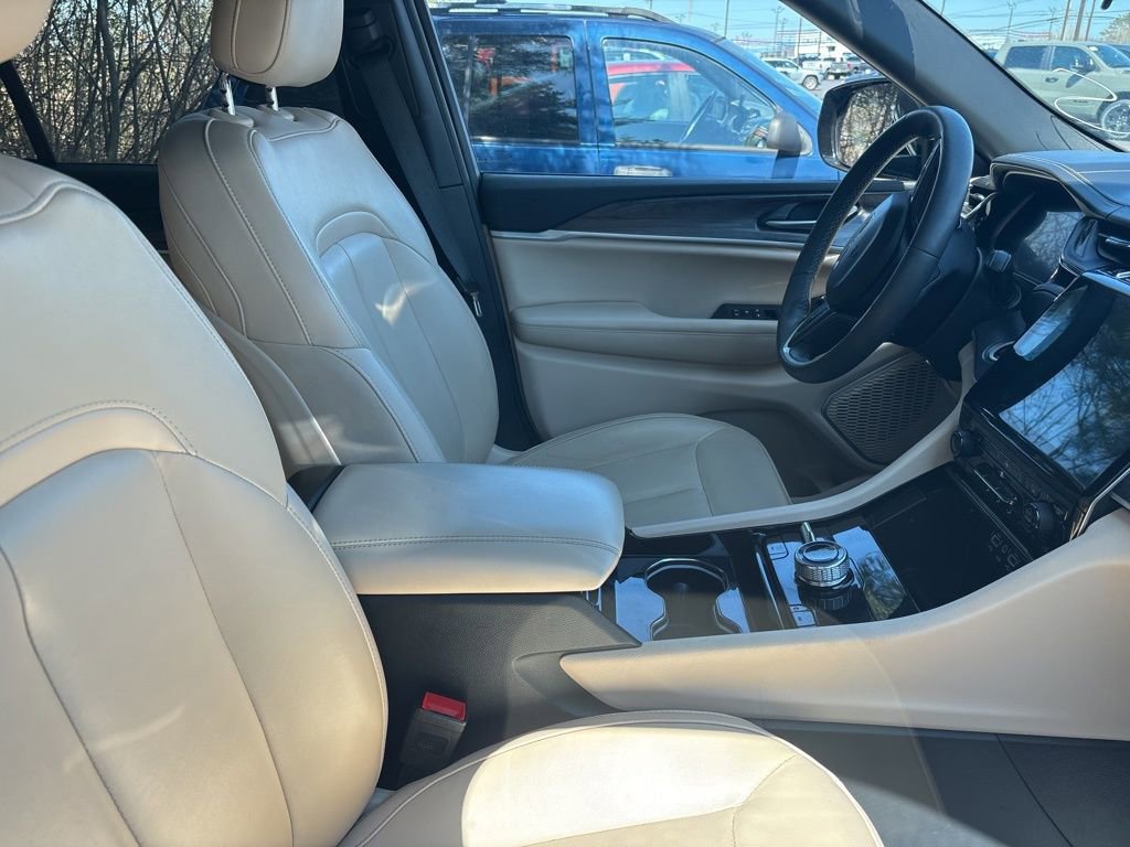 Used 2022 Jeep Grand Cherokee Limited 4xe image 9