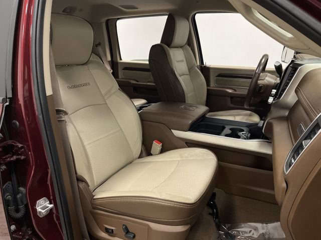 Used 2022 RAM 3500 Laramie image 32