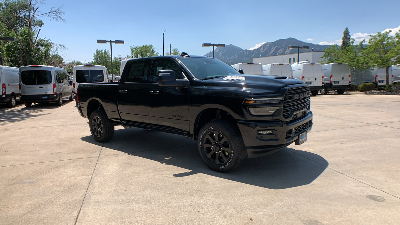 New 2026 RAM 2500 Laramie w/ Night Edition AWD/4WD image 7