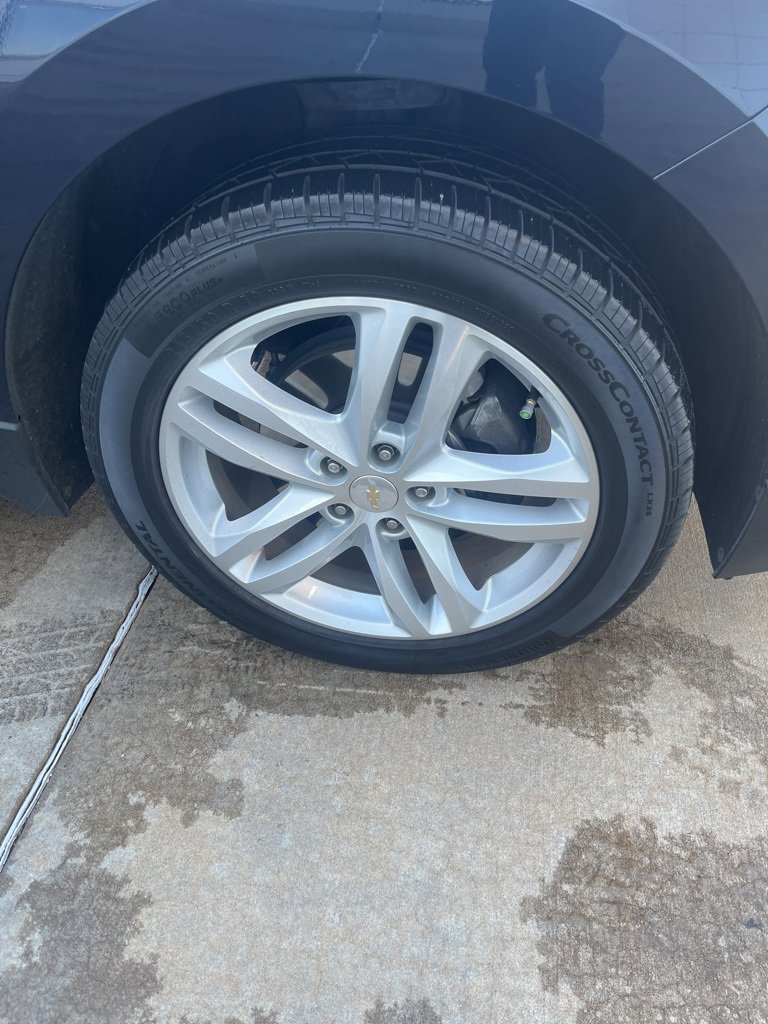 Used 2020 Chevrolet Equinox Premier image 4