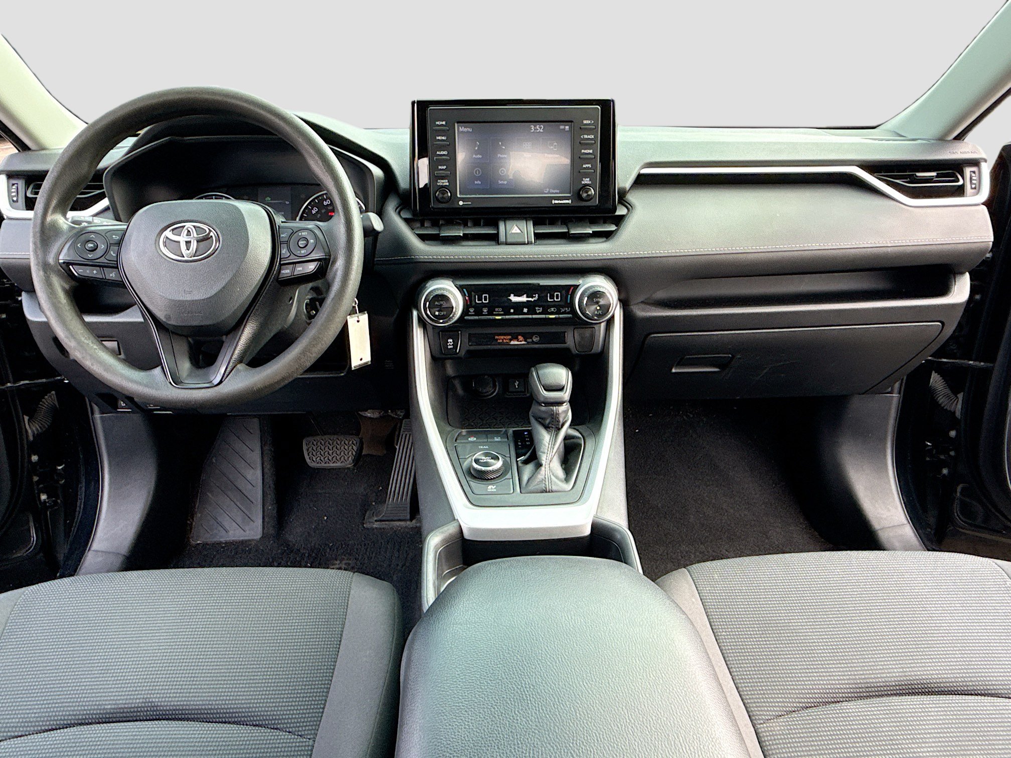 Used 2021 Toyota RAV4 LE AWD/4WD image 3