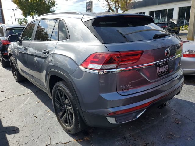 Used 2022 Volkswagen Atlas Cross Sport SE image 3