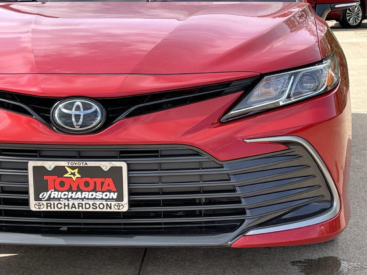 Used 2024 Toyota Camry LE w/ Convenience Package FWD image 8