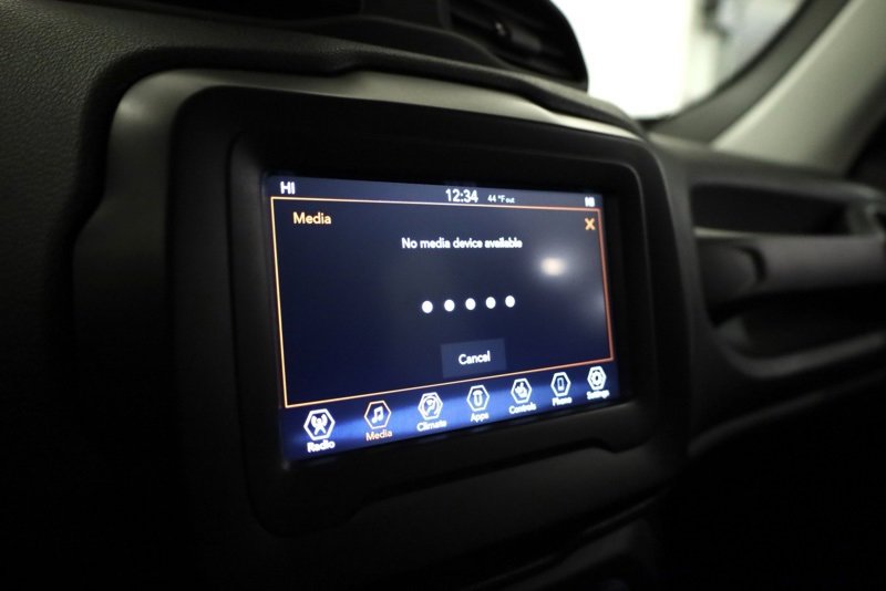 Used 2020 Jeep Renegade Limited image 17