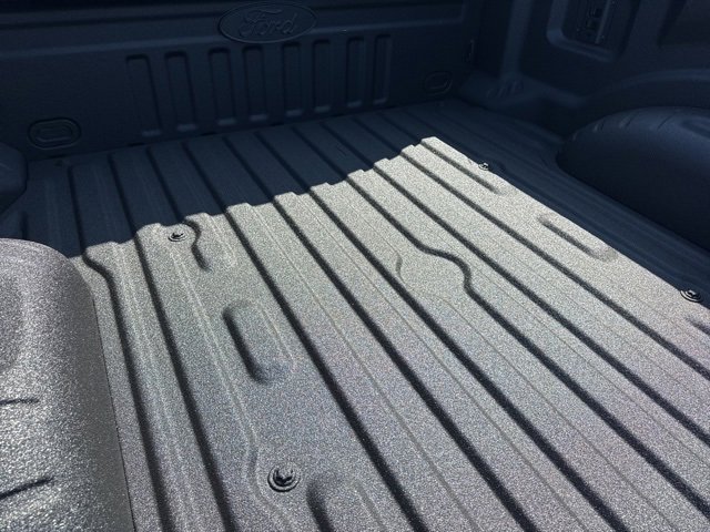 New 2025 Ford F350 Lariat w/ Black Appearance Package image 8