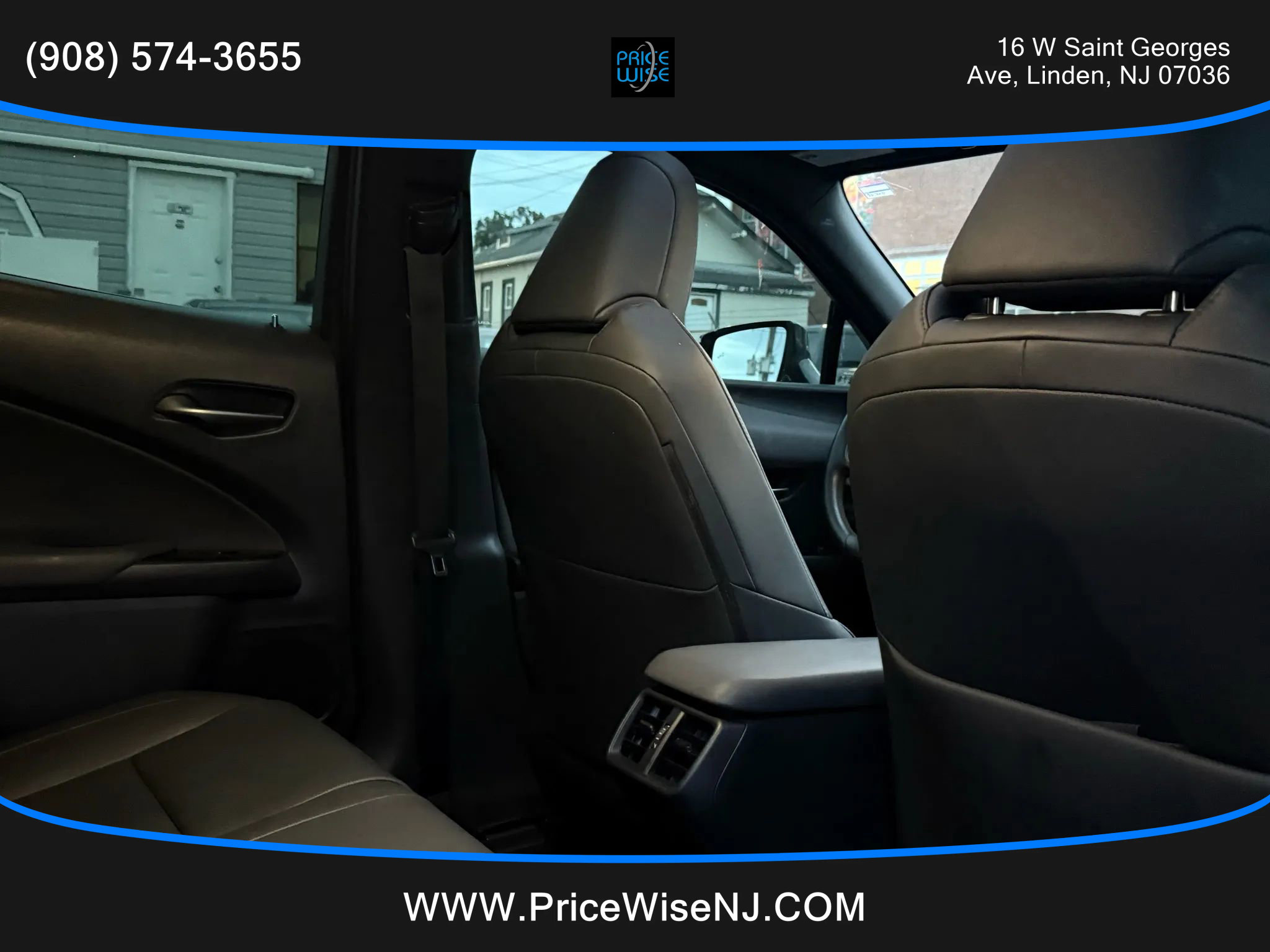 Used 2022 Lexus UX 250h w/ Premium Package image 24