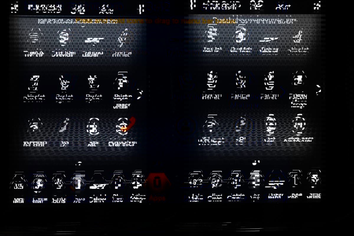 Used 2021 Jeep Grand Cherokee SRT w/ Trailer Tow Group IV image 42