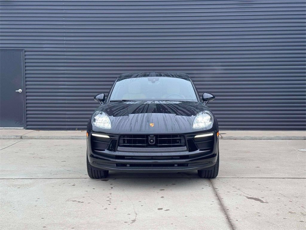 New 2026 Porsche Macan AWD/4WD image 12