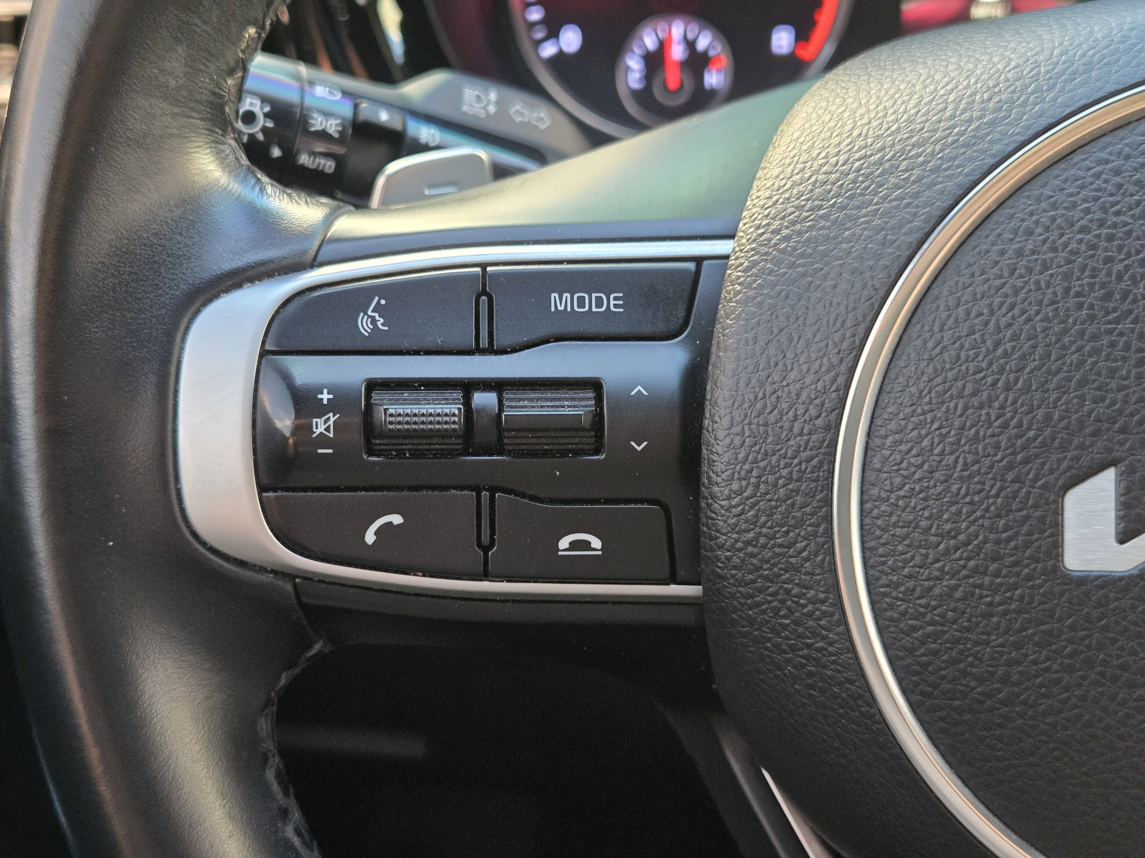 Used 2023 Kia K5 GT image 28