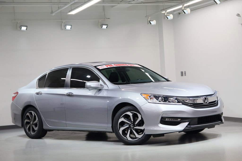 Used 2017 Honda Accord EX-L image 7