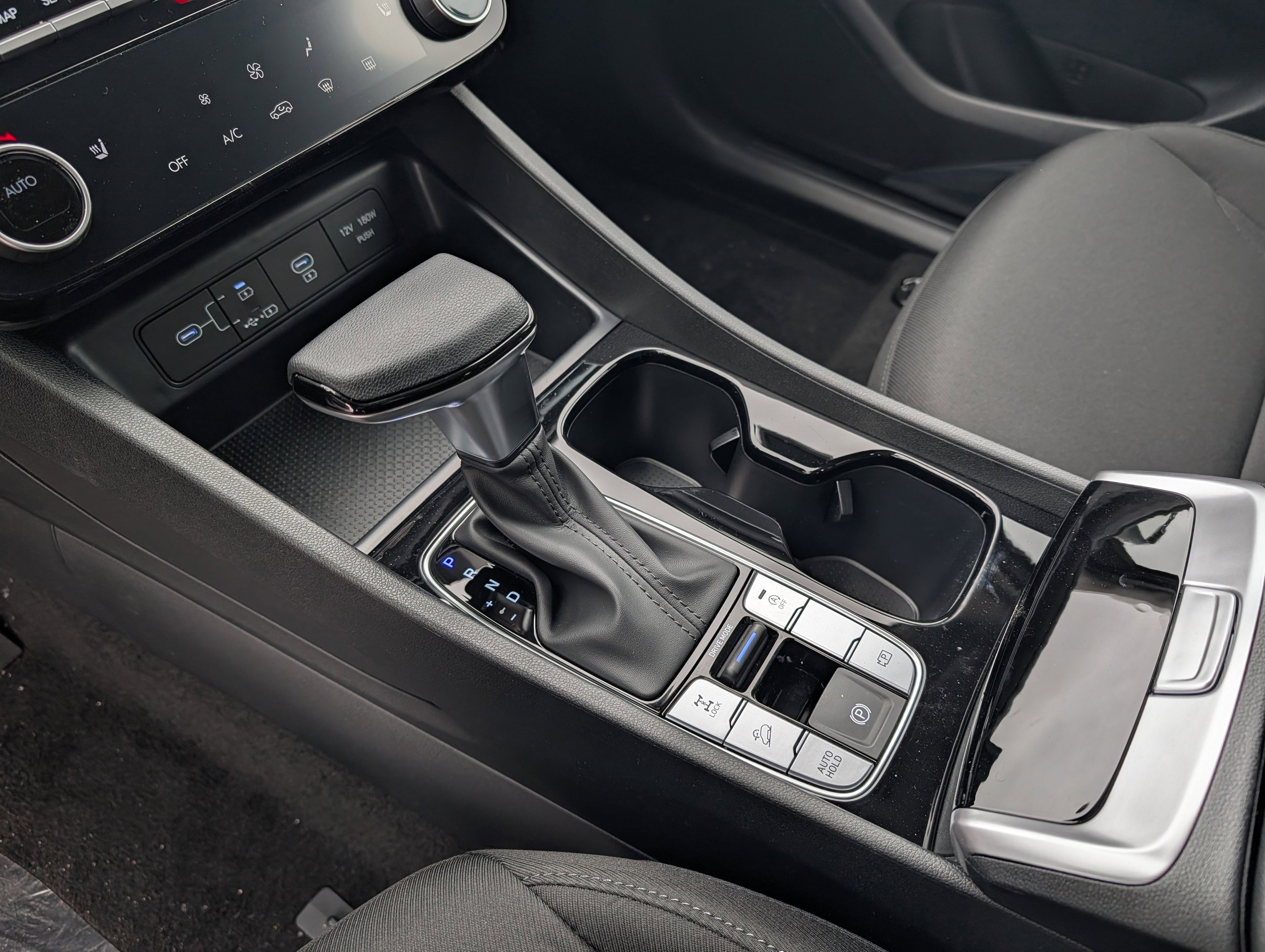 New 2026 Hyundai Tucson SEL image 14