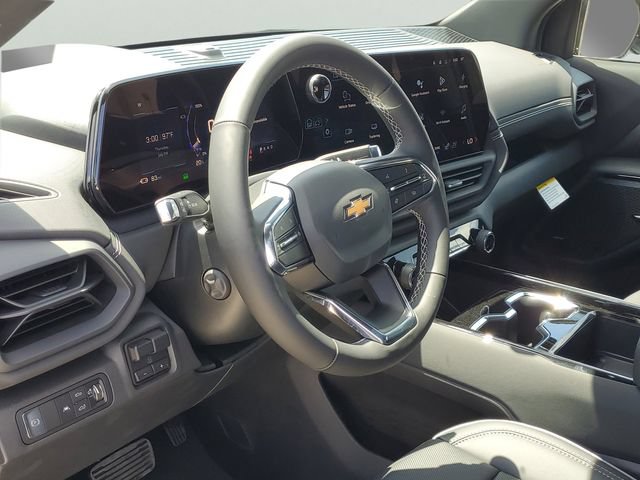 New 2026 Chevrolet Silverado EV LT w/ Plus Package AWD/4WD image 18
