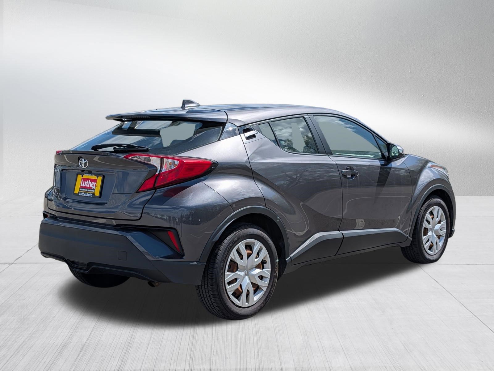 Used 2021 Toyota C-HR LE FWD image 7