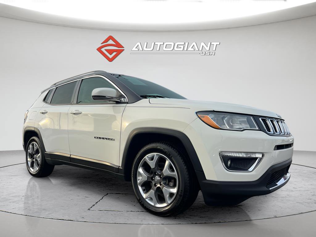 Used 2018 Jeep Compass Limited w/ Safe & Security Group FWD image 10