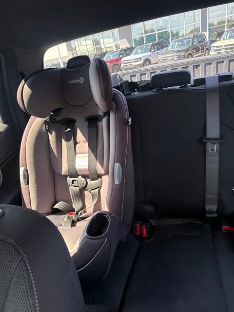 Used 2023 GMC Canyon Elevation RWD image 23