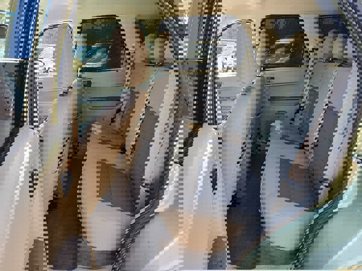 Used 2008 Ford Escape 2WD Hybrid image 23