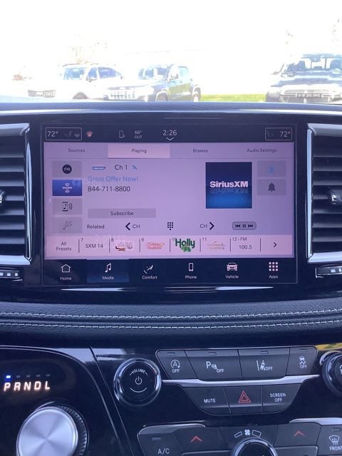 Certified 2023 Chrysler Pacifica Touring-L w/ S Appearance Package AWD/4WD image 26