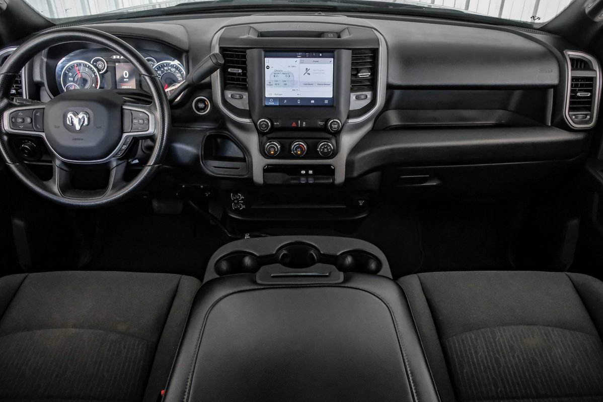 Used 2024 RAM 3500 Tradesman w/ Chrome Appearance Group AWD/4WD image 14