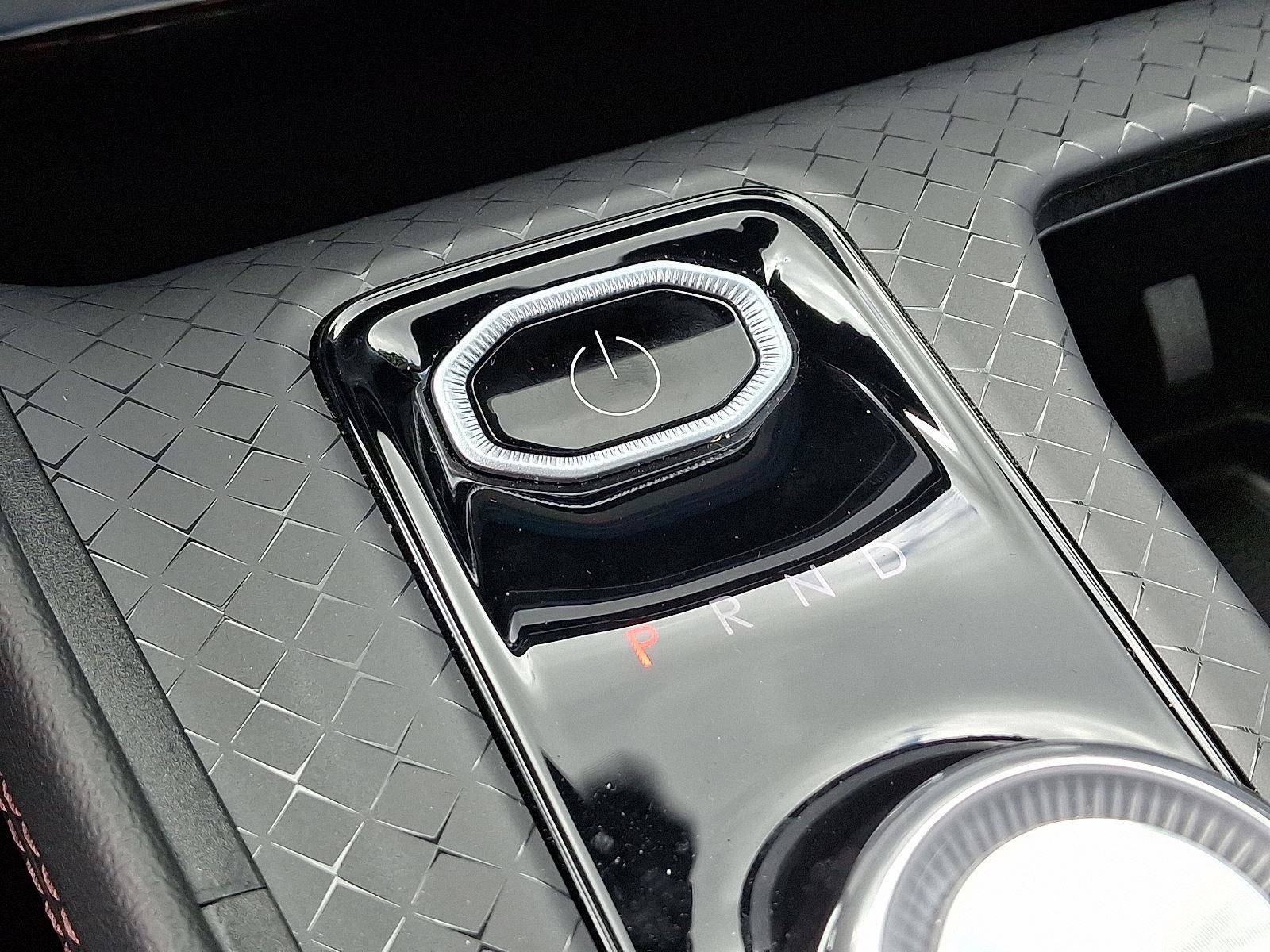 Used 2025 Jeep Wagoneer Limited image 15