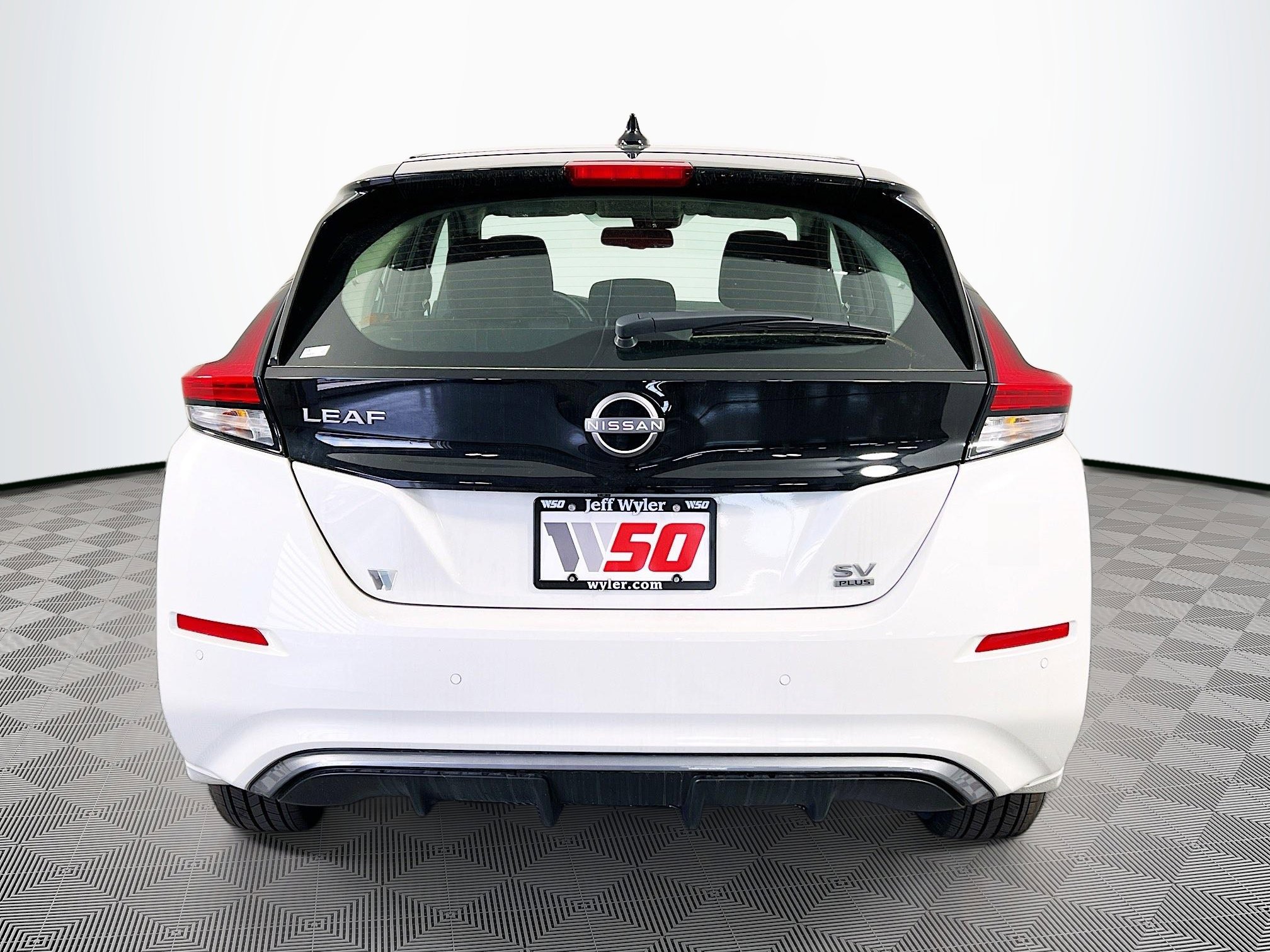 New 2025 Nissan Leaf SV Plus image 27