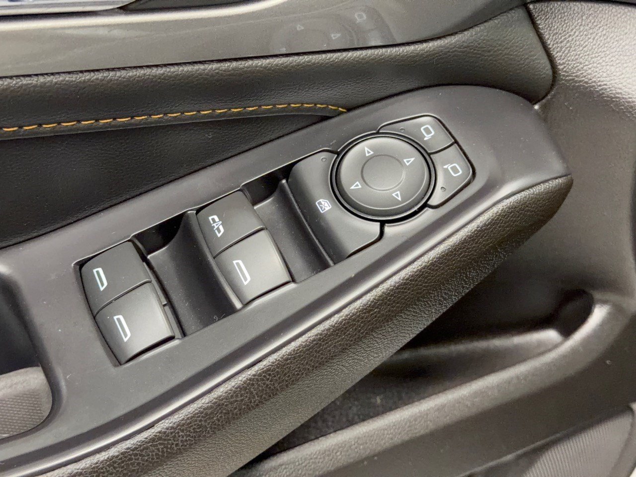 Used 2021 Chevrolet Traverse LT AWD/4WD image 15