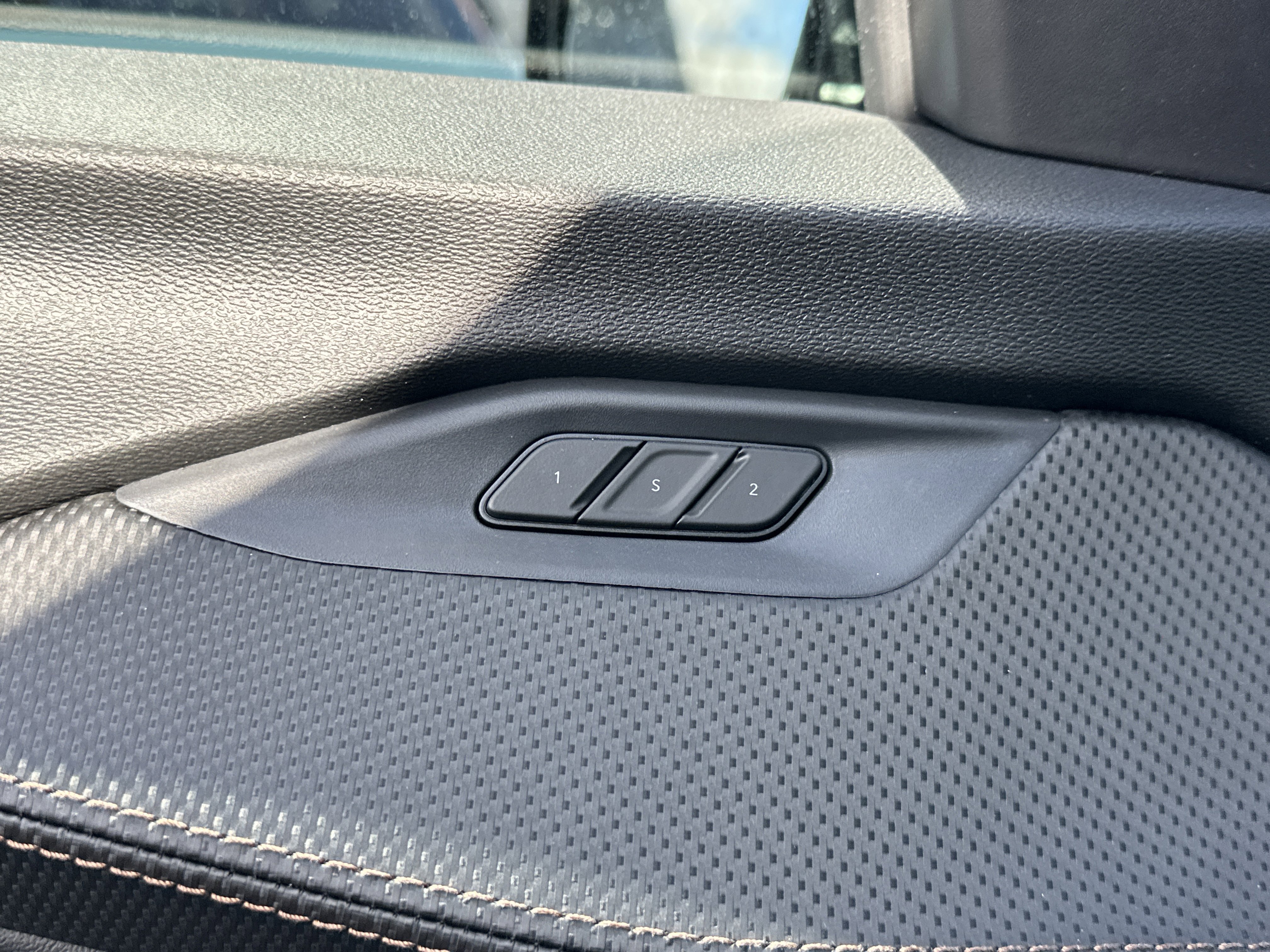 New 2026 Jeep Cherokee Overland w/ Advanced Pro Tech Group image 13