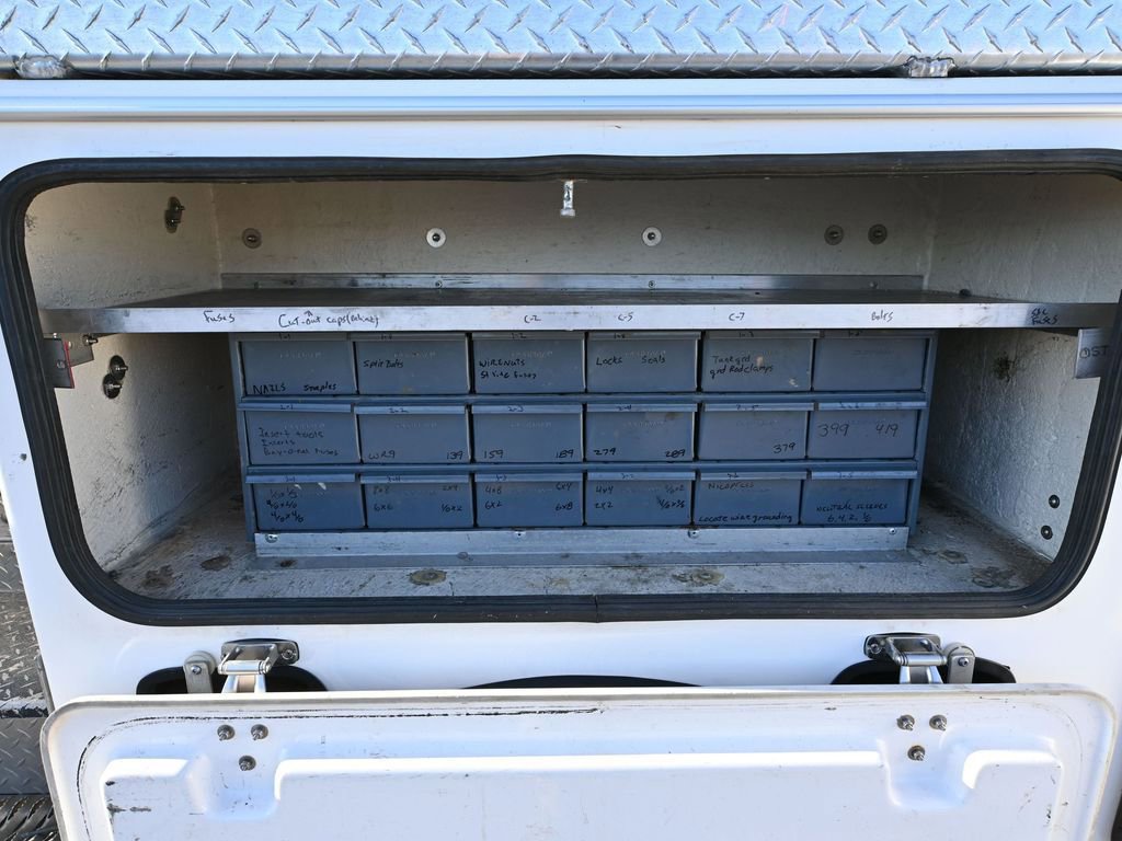 Used 2012 Ford F550 4x4 SuperCab Super Duty w/ Payload Upgrade Pkg image 73