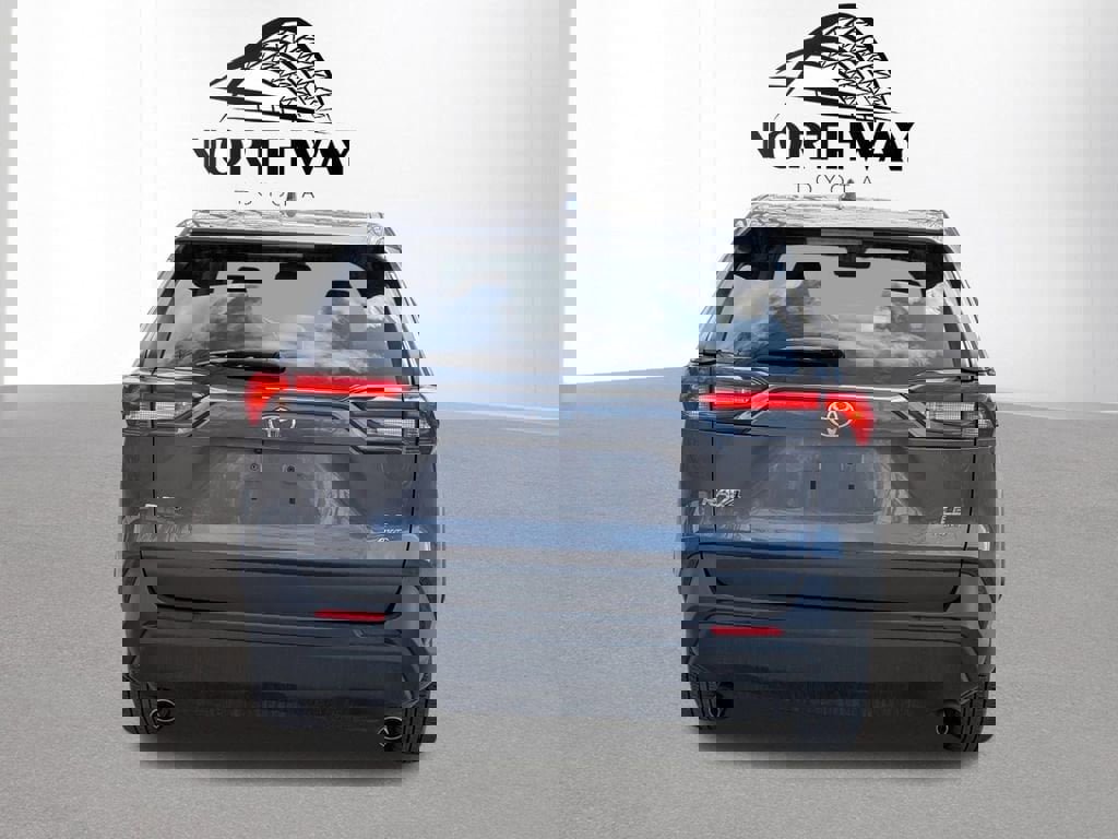 Used 2023 Toyota RAV4 LE image 5