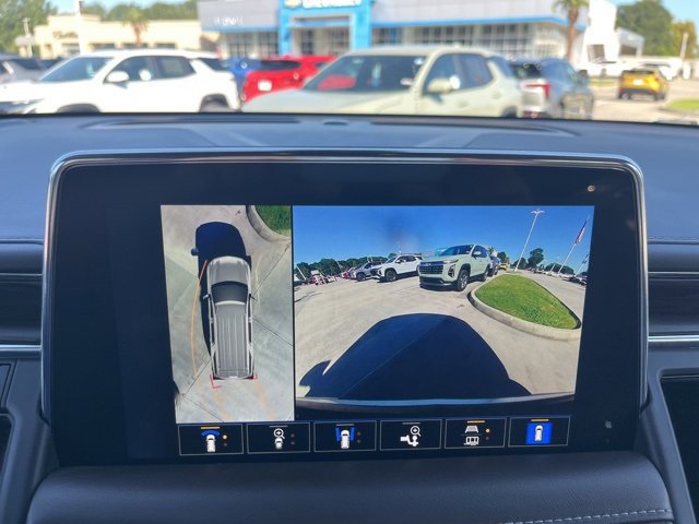 Used 2022 Chevrolet Suburban Z71 w/ Z71 Off-Road Package image 27