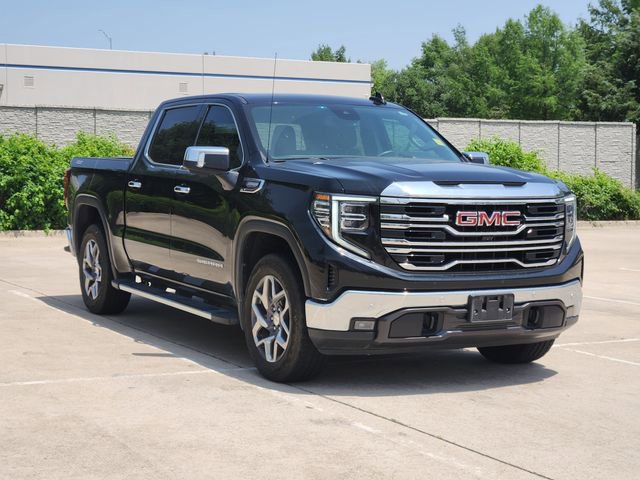Used 2024 GMC Sierra 1500 SLT AWD/4WD image 3