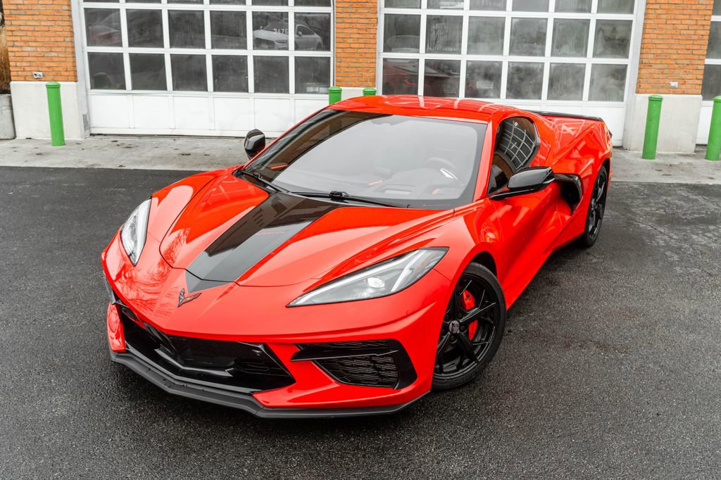 Used 2022 Chevrolet Corvette Stingray Preferred Cpe w/ Battery Protection Package image 2