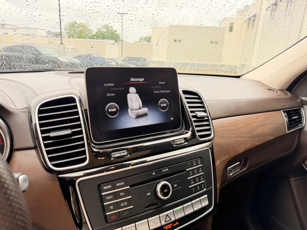 Used 2019 Mercedes-Benz GLS 550 4MATIC image 11