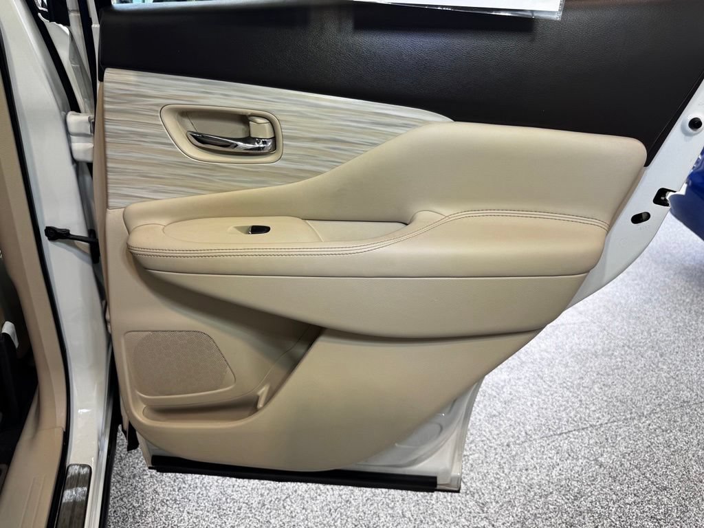 Used 2017 Nissan Murano Platinum AWD/4WD image 49