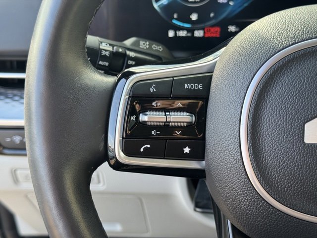 Certified 2024 Kia Carnival SX Prestige image 29