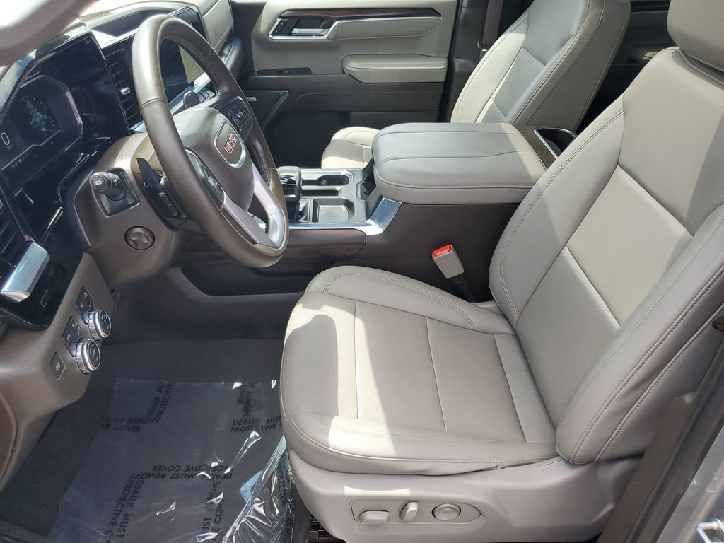 Used 2023 GMC Sierra 1500 SLT w/ SLT Premium Package AWD/4WD image 5