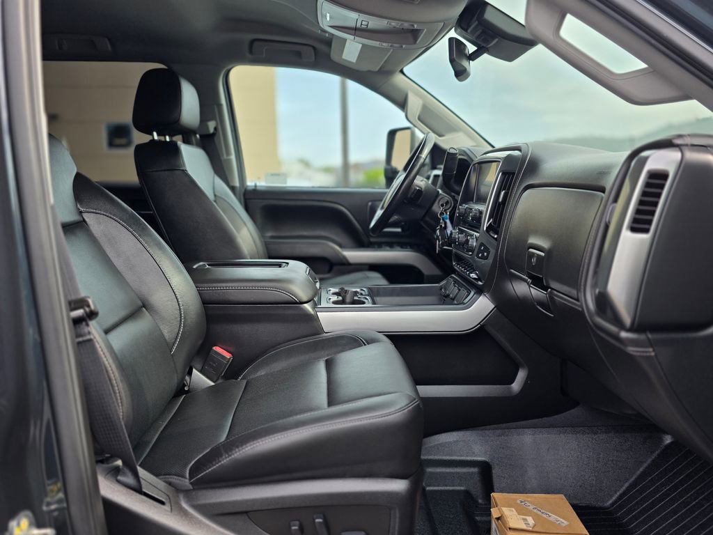 Used 2019 Chevrolet Silverado 2500 LTZ w/ Duramax Plus Package image 10