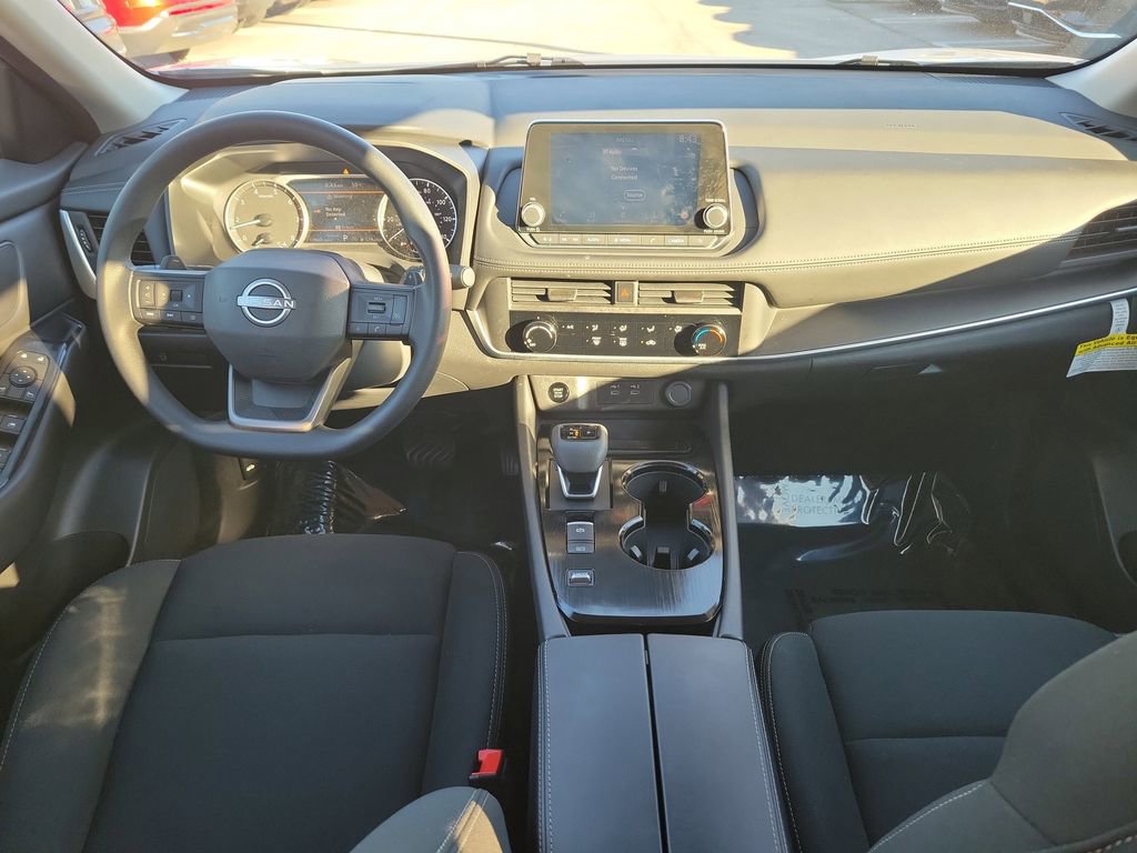 Certified 2025 Nissan Rogue S image 9