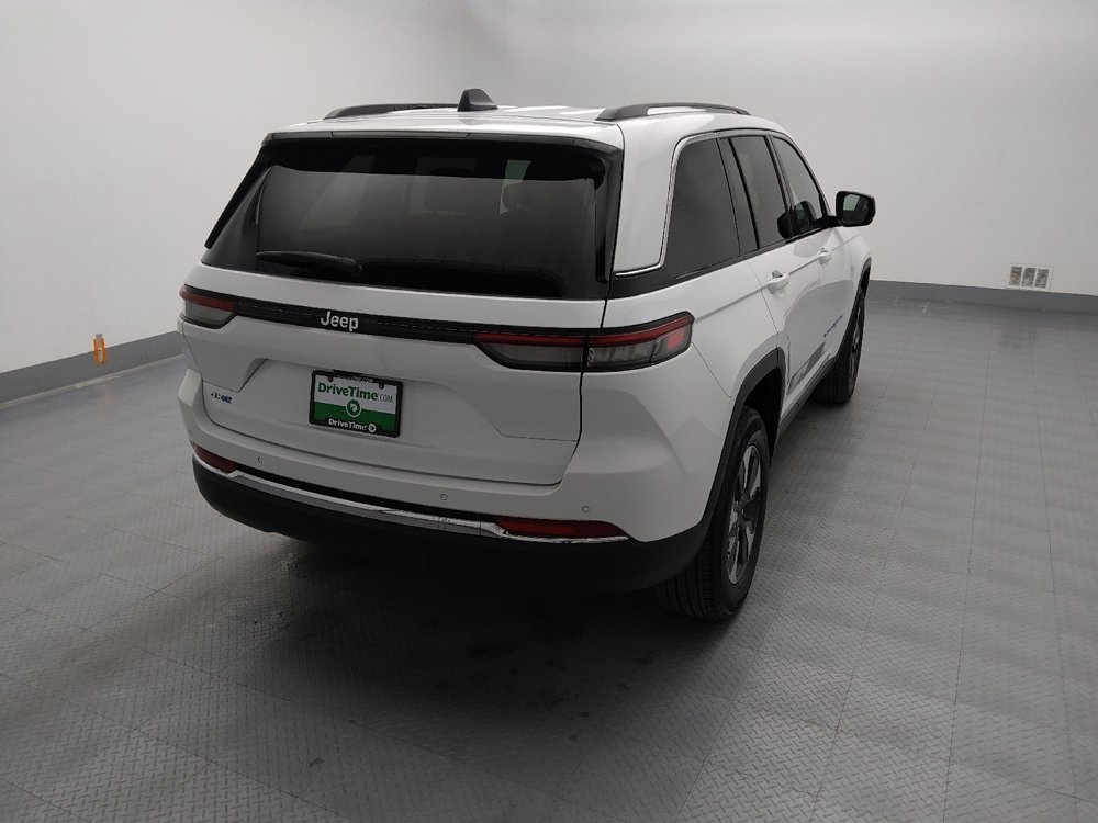 Used 2022 Jeep Grand Cherokee Limited 4xe image 7