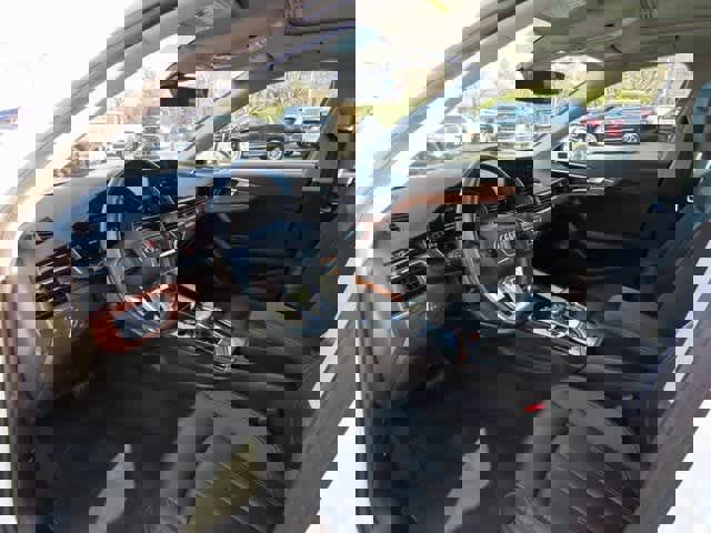 Used 2022 Audi A4 2.0T Premium Plus w/ Premium Plus Package image 2