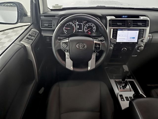 Used 2022 Toyota 4Runner TRD Sport image 11