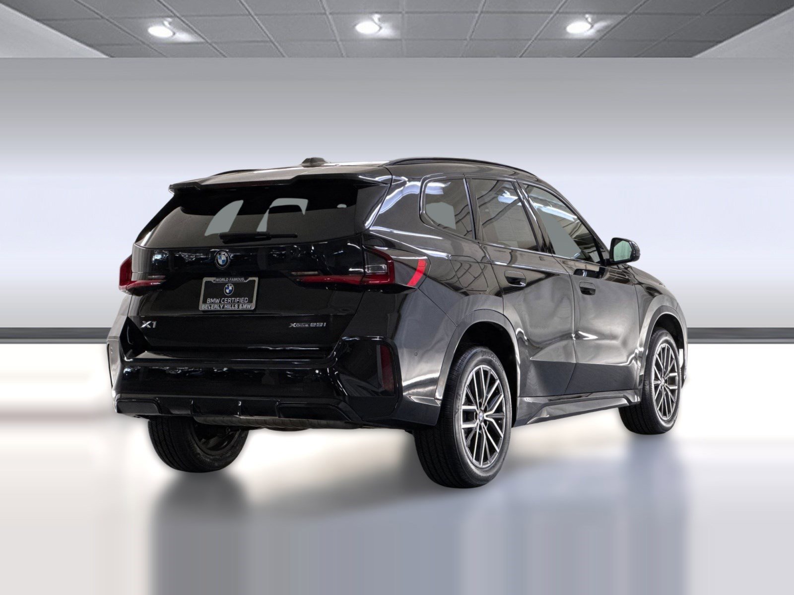 Certified 2023 BMW X1 xDrive28i w/ M Sport Package image 9