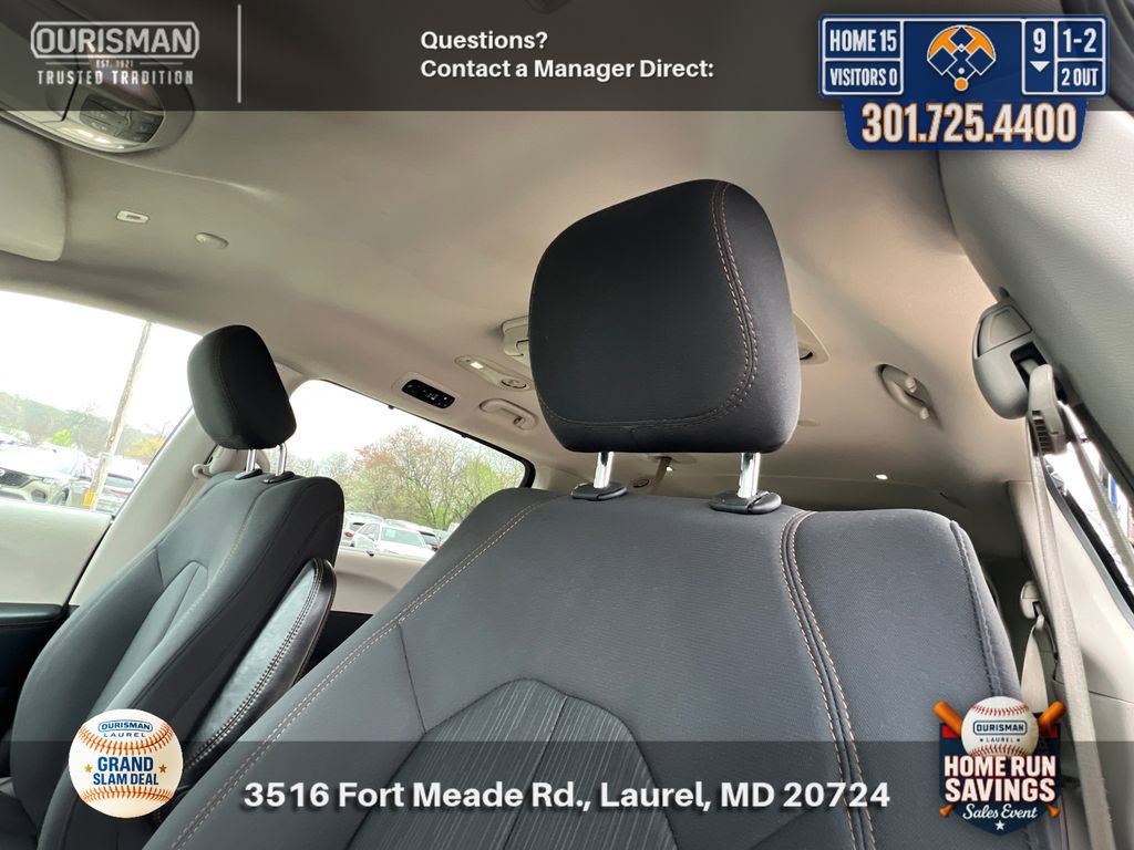 Used 2019 Chrysler Pacifica Touring Plus w/ Tire & Wheel Group FWD image 15