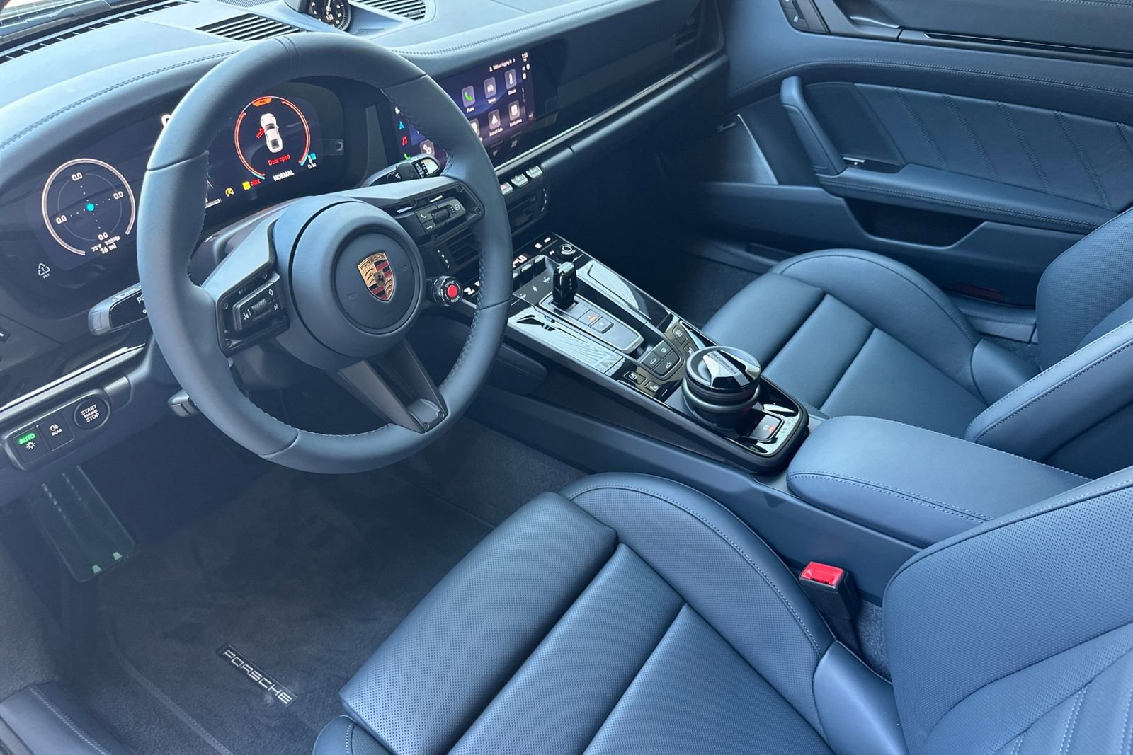 New 2026 Porsche 911 Carrera GTS RWD image 4